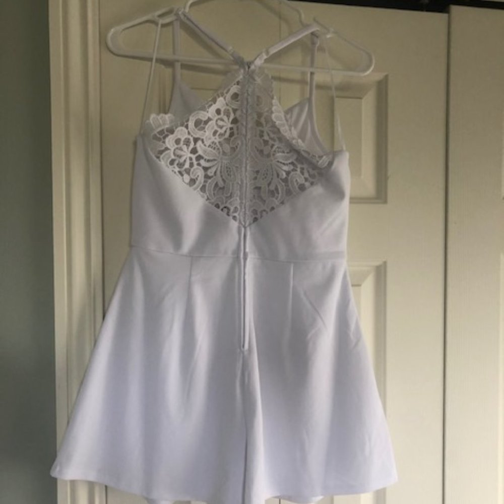 Francescas Elsie Halter White Romper. Size M. Bachelorette Party. Bride. - Picture 4 of 5